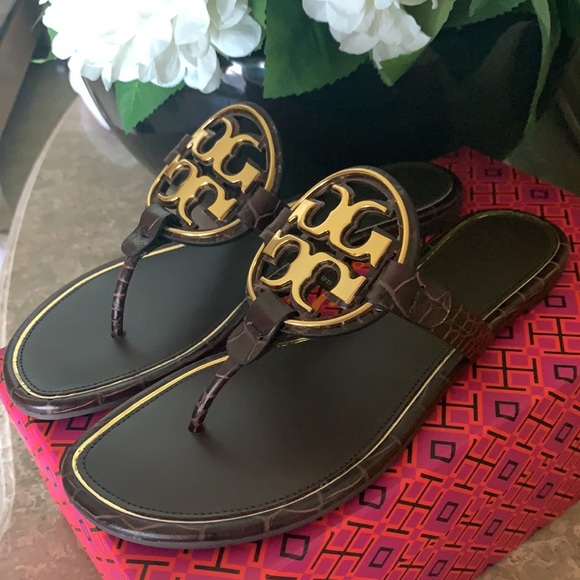 Brand new Tory Burch sandal - Picture 2 of 8